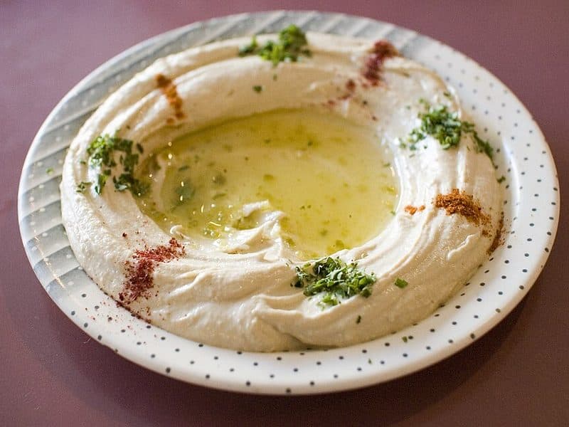 Hummus Beiruti